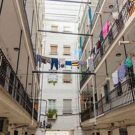 Cozy And Modern Apartment For 4 In Madrid Exterior foto